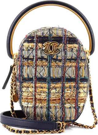 Chanel Paris-New York Oval Camera Case Quilted Tweed Small crossbody bag - Blu