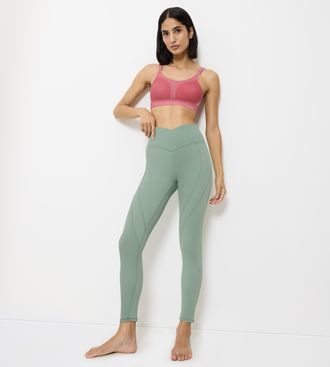 Triumph Sporthose TRIACTION BY TRIUMPH Cardio RTW High-Rise Leggings, Damen, Gr. XL, N-Gr, abstinthe, Single Jersey, Obermaterial: 90% Polyamid, 10% Elasthan.