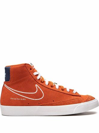Nike Sneakers Blazer Mid 77 - Arancione
