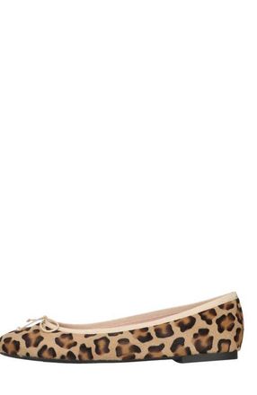Pretty Ballerinas Round Toe Leopard Ballet Flat in Beige at Nordstrom, Size 37.5