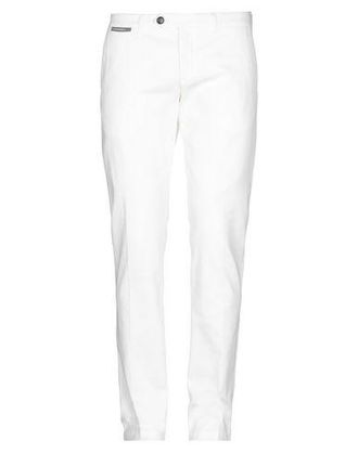 Eleventy BOTTOMWEAR - Pantaloni su YOOX.COM