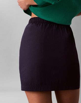 Calvin Klein Jeans Minigonna in nylon blu navy con vita elasticizzata