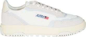 Autry White Ridged Tread Minimalist Sneakers