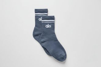Alo | Half-Crew Throwback Socks in Bluestone/White, Size: Small
