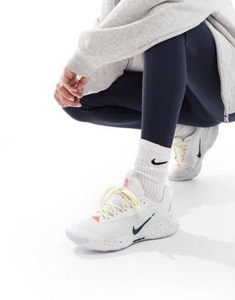 Nike Juniper Trail 3 - Sneakers bianche-Bianco