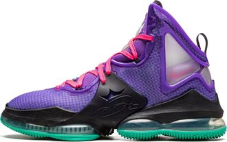 Nike Lebron XIX Mens Basketball Trainers CZ0203 Sneakers Shoes (UK 8 US 9 EU 42.5, Wild Berry 500)