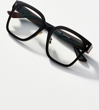 Peepers Piper Square Readers