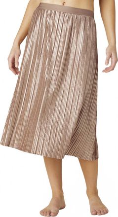 Beyond Yoga Uptown Pleated Skirt In Champagne