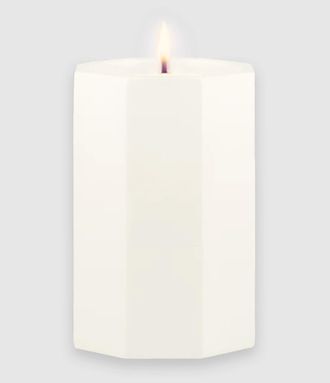 Les Eaux Primordiales Bougie Octogonal Pilar Ivory Saffron