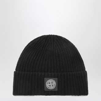 Stone Island Berretto nero in lana con patch Compass