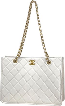 Chanel White Leather Shoulder Bag Tote Bag (Pre-Owned)