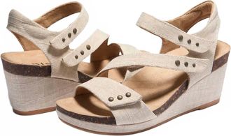 H&auml;lsa Footwear Womens Giselle Sandals In Natural