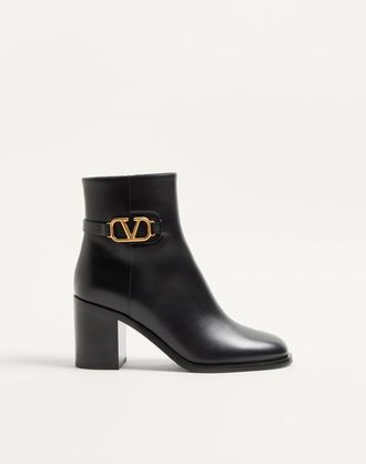 Valentino Garavani Vlogo Signature Calfskin Ankle Boot 75Mm Wo
