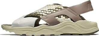 Nike (WMNS) Nike Air Huarache Ultra Sandal 885118-201