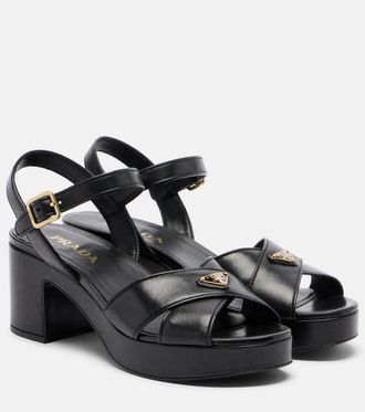 Prada Sandalias con plataforma de piel