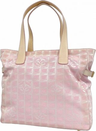 Chanel Pink Nylon Tote Bag (Pre-Owned)