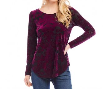 Karen Kane Weslee Velvet Burnout Shirttail Top In Wine