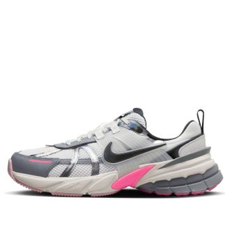 Nike (WMNS) Nike V2K Run Grey Pink FZ5061-100