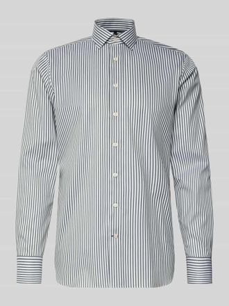 Olymp Slim Fit Freizeithemd mit Kentkragen Modell Namur in Oliv, Gr&ouml;&szlig;e 38