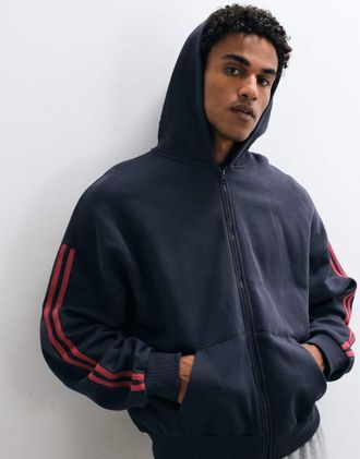 Collusion modello sportivo squadrato con zip integrale nero