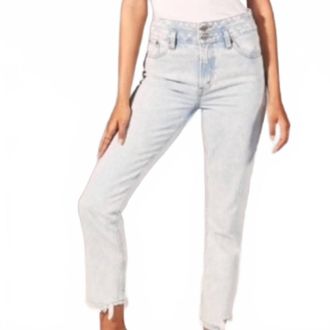 Abercrombie & Fitch High Rise Mom Jean In White, Blue