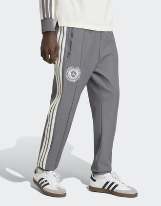 adidas Mercedes - amg petronas formula 1 team silver arrows icon - Pantaloni sportivi da uomo color granito/bianco sporco-Grigio