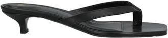 Toteme FOOTWEAR - Thong sandals sur YOOX.COM