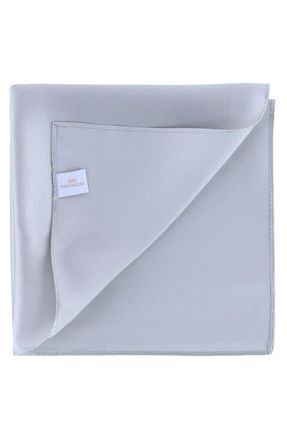 Trafalgar Store Sutton Solid Silk Pocket Square in Silver at Nordstrom