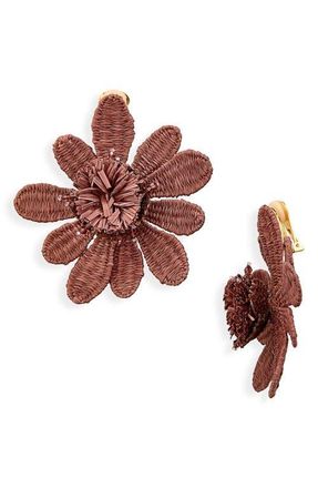 Oscar De La Renta Large Flower Woven Raffia Clip-On Earrings in Mauve at Nordstrom