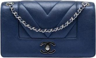 Chanel Pre-owned Vintage Chevron Crossbody Bag - Dames - Vintage Schoudertas - Blauw - ONE Size - Leer - Vintage