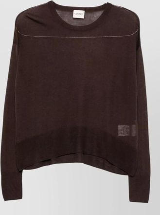 Closed fine-knit wool crewneck sweater