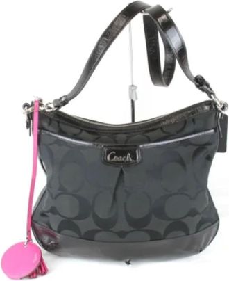 Coach Pre-owned Shoulder Bags, female, Black, Size: ONE SIZE Pre-owned Fabric shoulder-bags