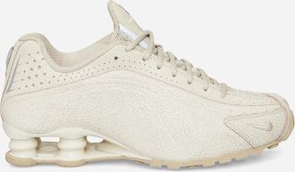 Nike Shox R4 Sneakers Natural / Metallic Silver