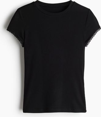 H&M Geripptes T-Shirt mit Spitzenborten - Schwarz