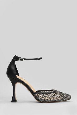 Lola Cruz Pumps