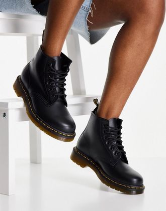 Dr. Martens 101 - Stivaletti con 6 occhielli-Nero