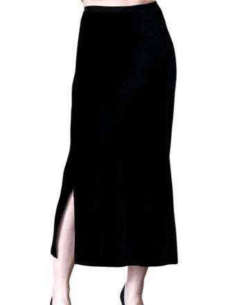 Go Silk Even Longer Velvet Skirt In Black