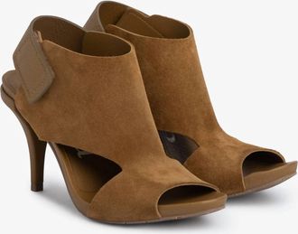 Pedro Garcia Womens Yimina Slingback Heel Sandal In Alpaca Castoro