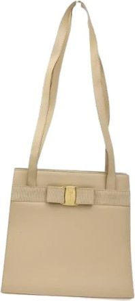 Ferragamo Pre-owned Shoulder Bags, female, Beige, Size: ONE SIZE Pre-owned Leather Shoulder Bag