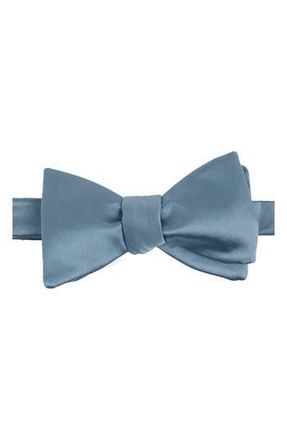 ConStruct Solid Satin Bow Tie in Hydrangea at Nordstrom Rack