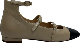 Chanel Pre-owned Womens CC Ankle Strap Mary Jane Ballet Flats in Beige Leather - Size UK 3.5