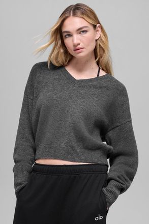 Alo | Wool Cashmere Cropped New Class V-Neck Sweater Top in Platinum Grey, Size: Medium