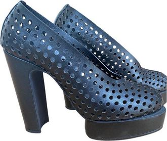 Jil Sander Black perforated leather platform heeled pumps Size 36