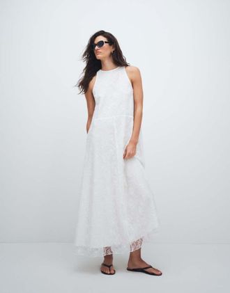Asos Vestito lungo accollato in pizzo bianco con scollo a vogatore