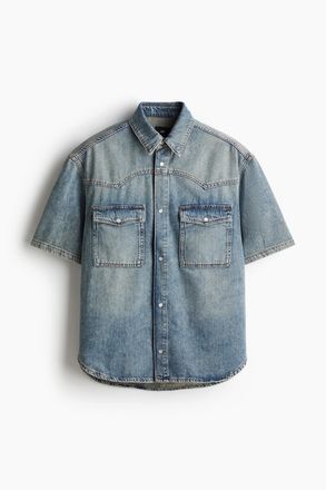 H&M Jeanshemd mit Kurzarm in Loose Fit - Denimblau