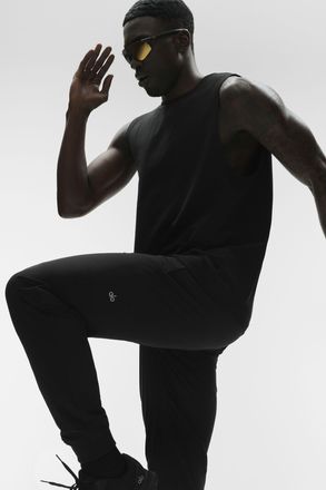 Alo | Conquer Muscle Tank Top in Black, Size: Medium