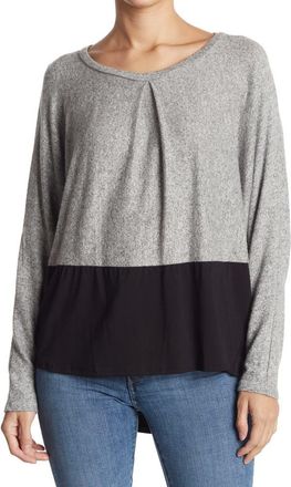 Go Couture Contrast Hem Top in Heather Grey at Nordstrom Rack, Size X-Large