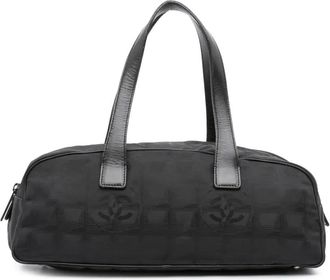 Chanel 2002-2003 New Travel Line Nylon handbag - women - Nylon - One Size - Black