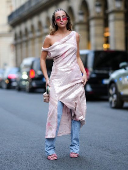 Mit diesem leichten Trick kannst du deine Sommerkleider ab sofort immer tragen