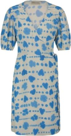 Fab By Fabienne Chapot Lichtblauwe Omslagjurk met Hartdetail - Dames - Korte kleedjes - Blauw - S - Kleedjes